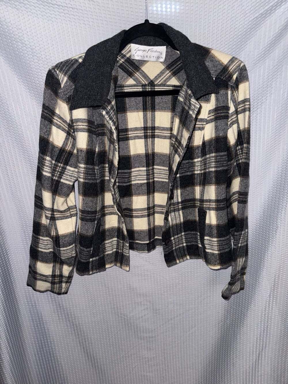 Giorgio Fiorlini Collection Vintage Plaid Cropped Button Up Jacket with Contrast